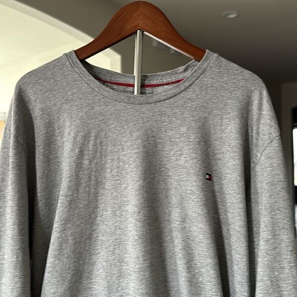 Tommy Hilfiger Long Sleeve Flag T-shirt Grey Crew Neck XL Cotton - Picture 6 of 10